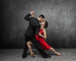 5 نوع رقص سالن رقص که بیشتر در برزیل انجام می شود