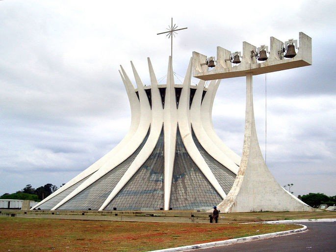 Característiques de les obres d'Oscar Niemeyer